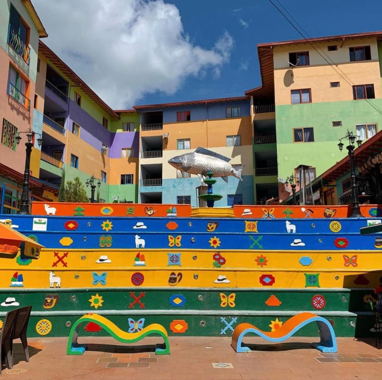 Apartamento Plazoleta De Colores Appartement Guatapé Buitenkant foto