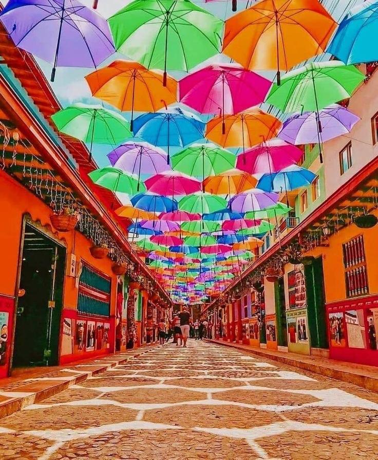 Apartamento Plazoleta De Colores Appartement Guatapé Buitenkant foto
