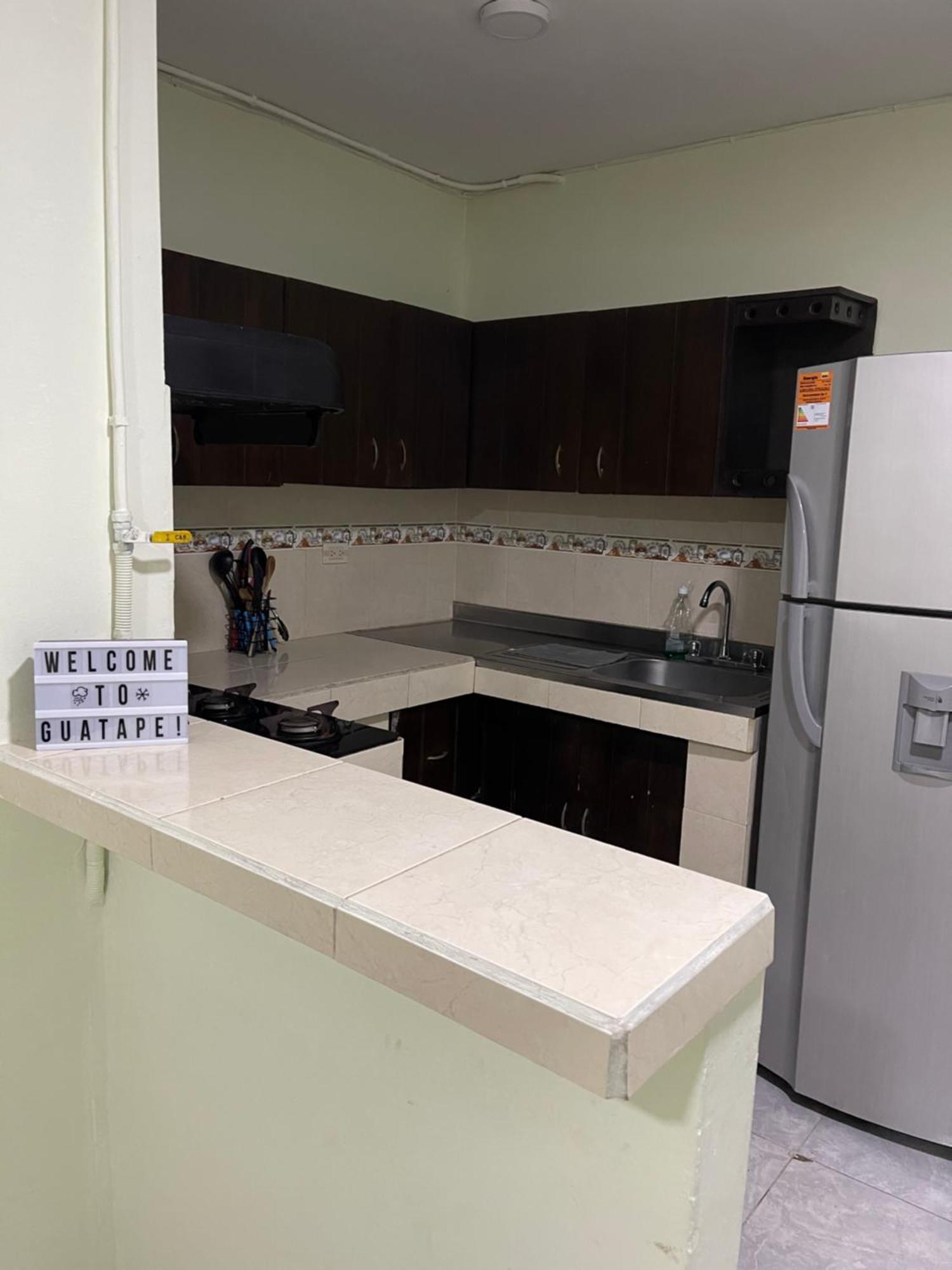 Apartamento Plazoleta De Colores Appartement Guatapé Buitenkant foto