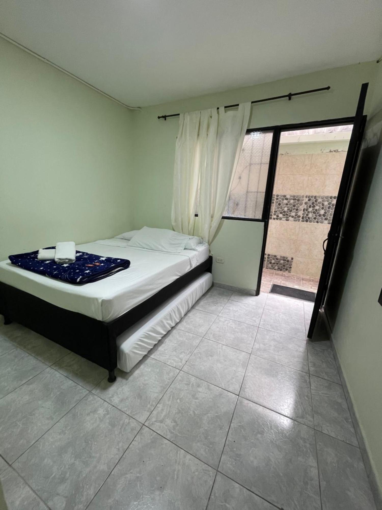 Apartamento Plazoleta De Colores Appartement Guatapé Buitenkant foto